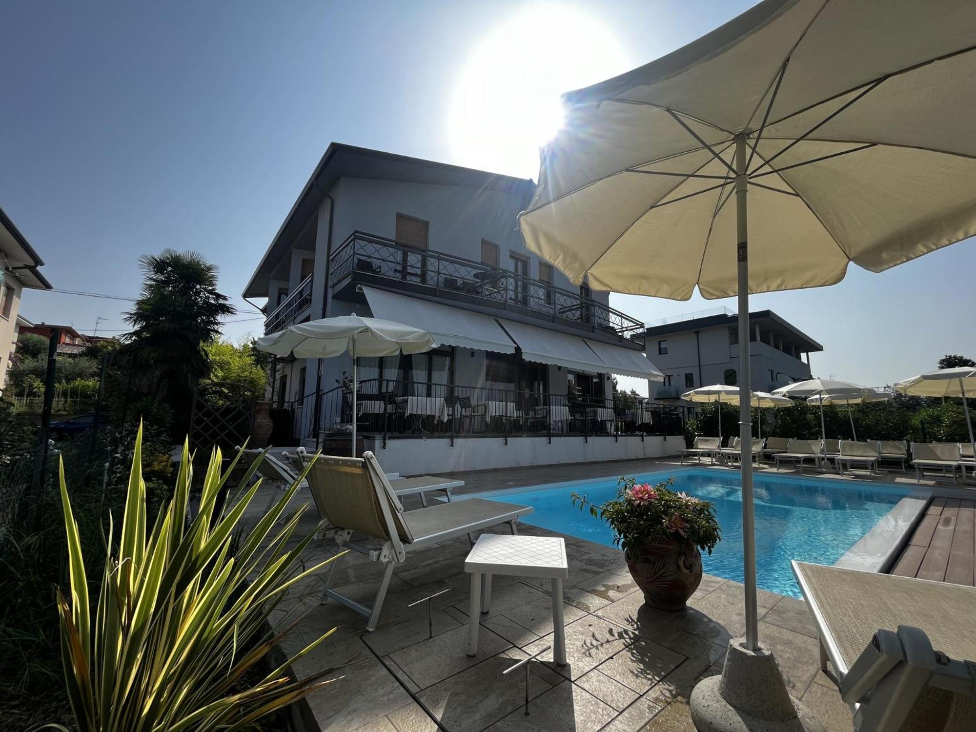 Hotel Renata Лацизе Экстерьер фото